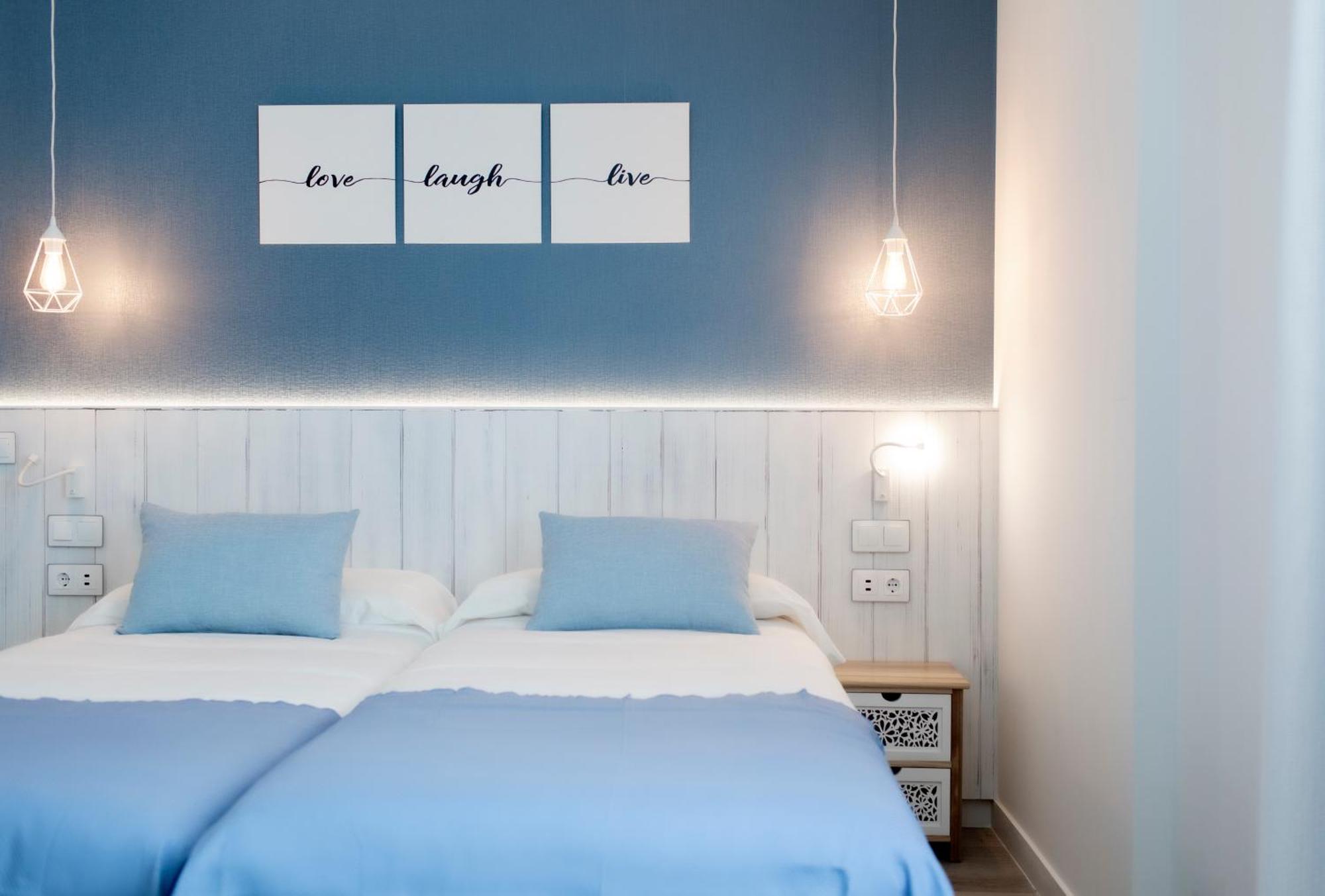 Nerja Casual Rooms מראה חיצוני תמונה